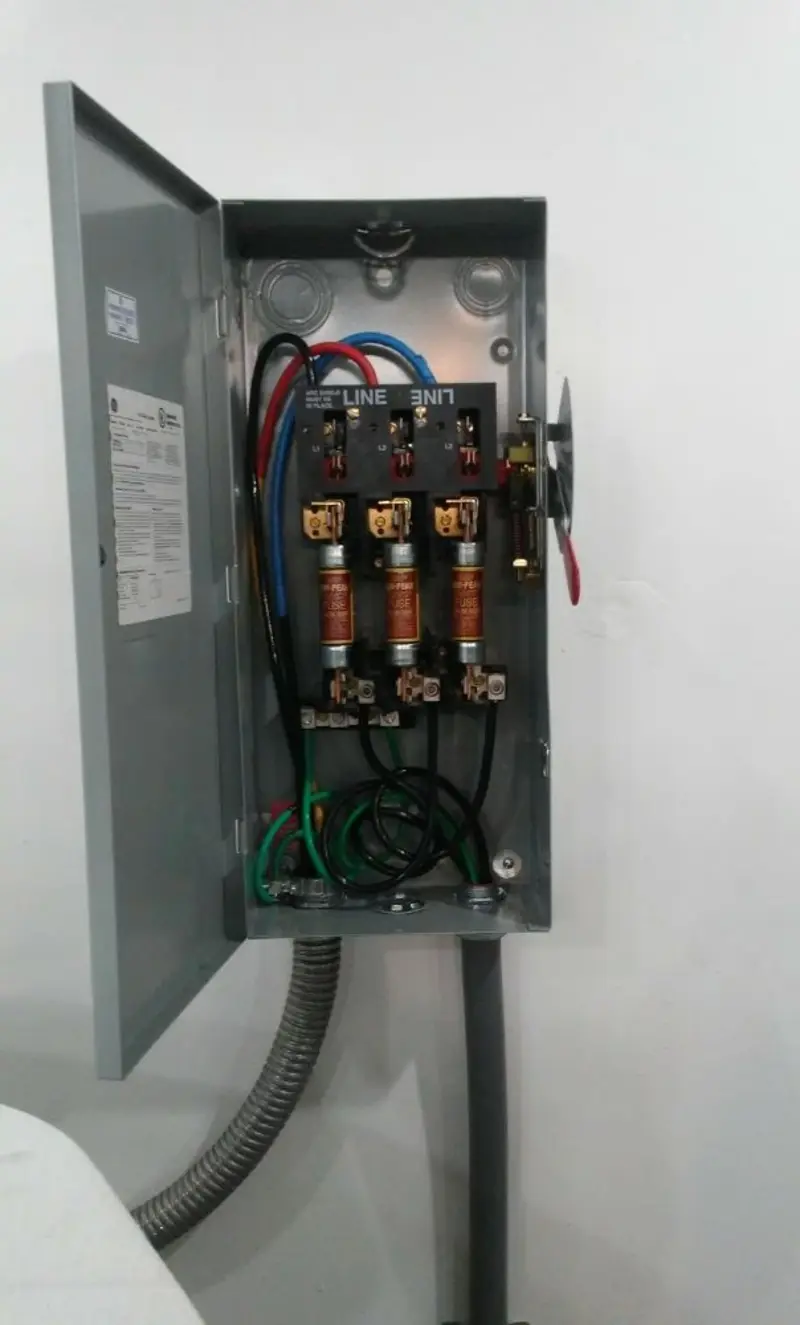 Three-phase disconnect switch installed for Smoke Detector Installation in Loma Linda
